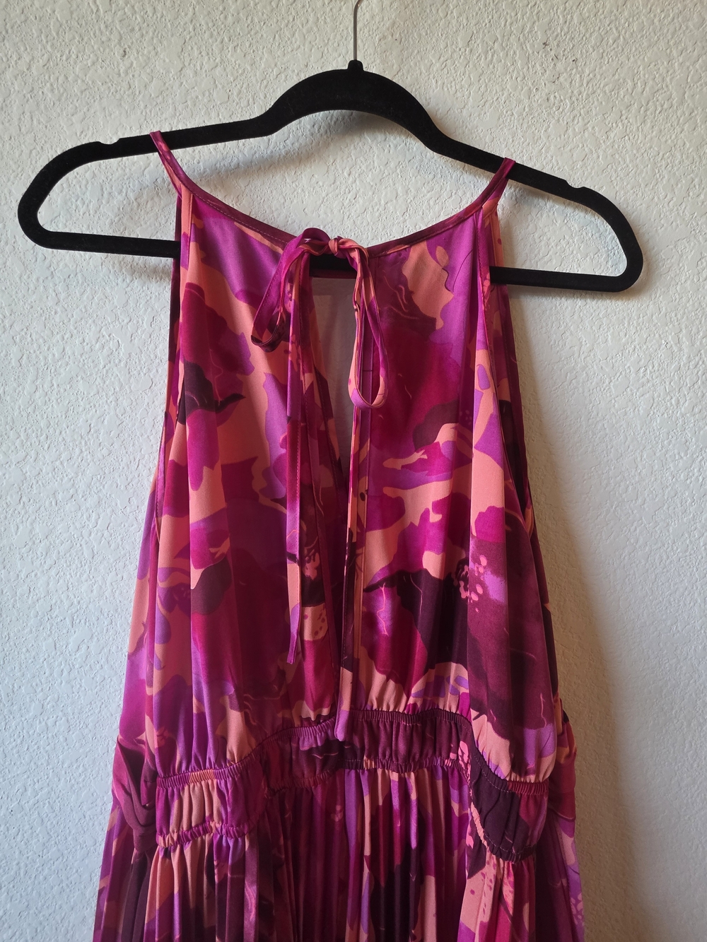 SHEIN Magenta Pink Printed Halter Maxi Dress - Picture 6 of 10